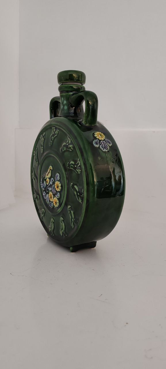 DÖSİM Special Prize Ceramic Waterbottle – Handcrafted Green Flask with Bird and Floral Reliefs
