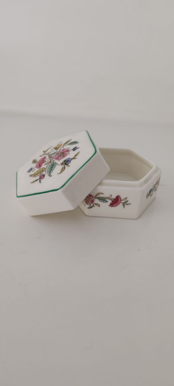 Minton Haddon Hall Hexagonal Porcelain Box – Bone China – Made in England – 8 cm