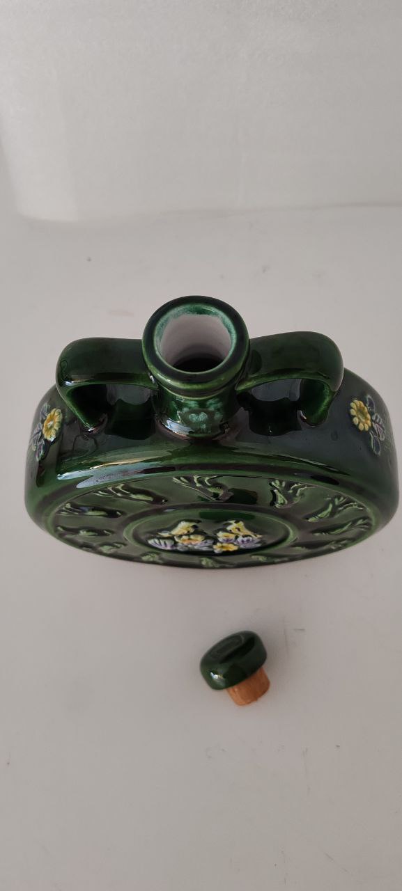 DÖSİM Special Prize Ceramic Waterbottle – Handcrafted Green Flask with Bird and Floral Reliefs