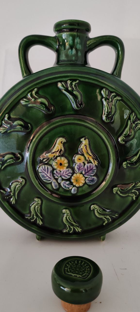 DÖSİM Special Prize Ceramic Waterbottle – Handcrafted Green Flask with Bird and Floral Reliefs