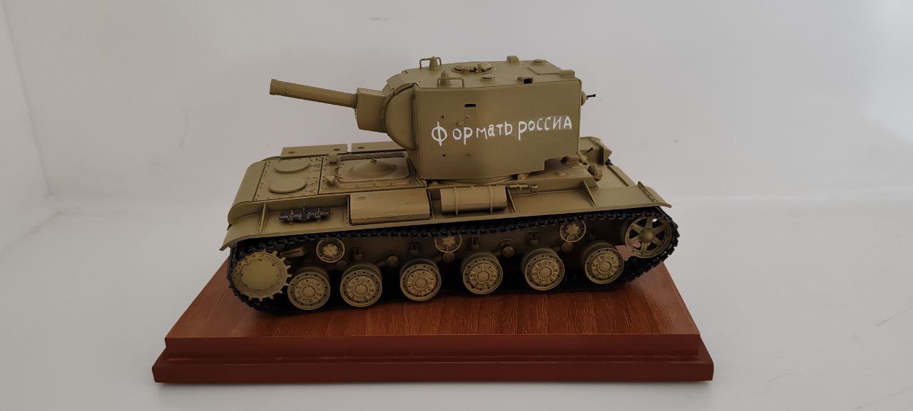 Russian Tank Model with Wooden Base & Display Case