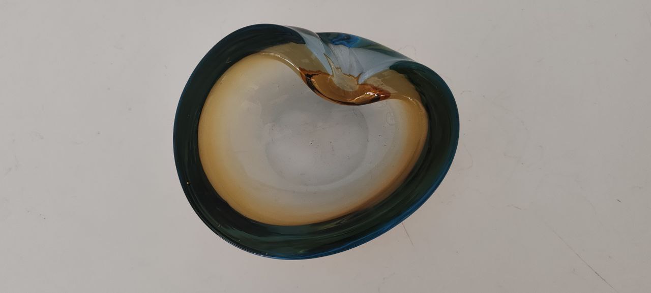 Flavio Poli for Murano – Sommerso Art Glass Bowl – Amber and Blue – 1960s