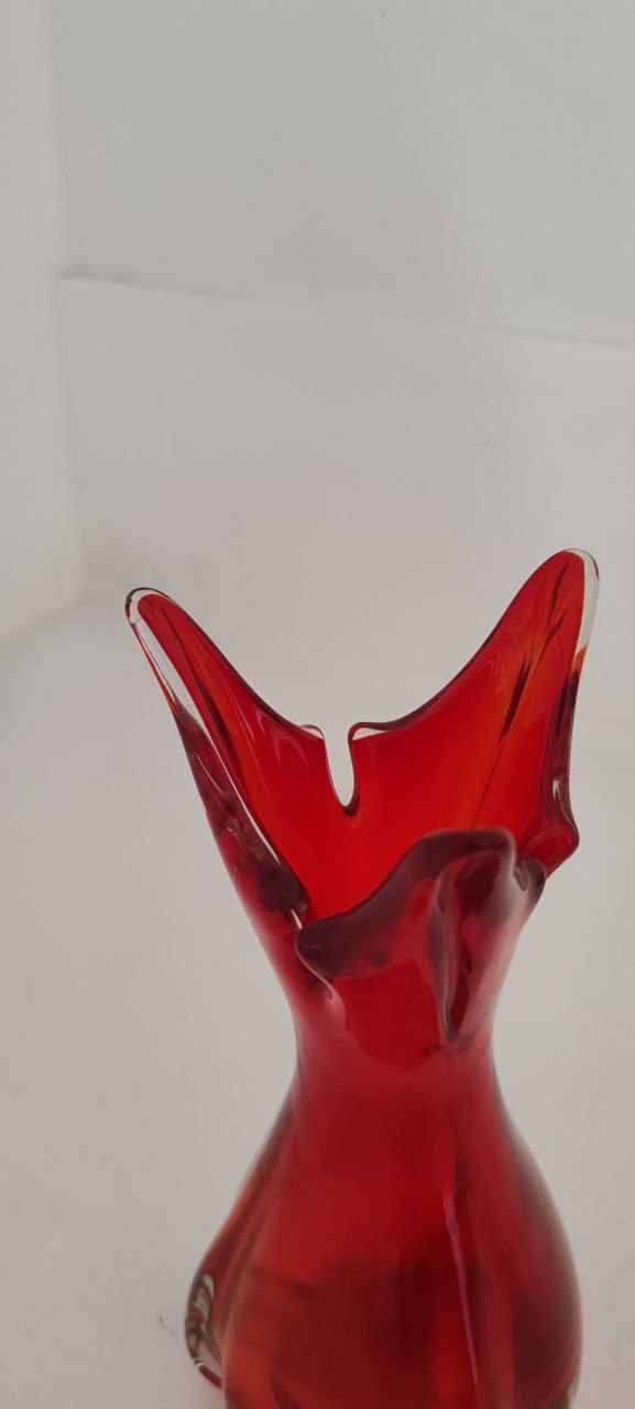 Vintage Murano Red Sommerso Art Glass Vase – Sculptural Italian Design – 1960s