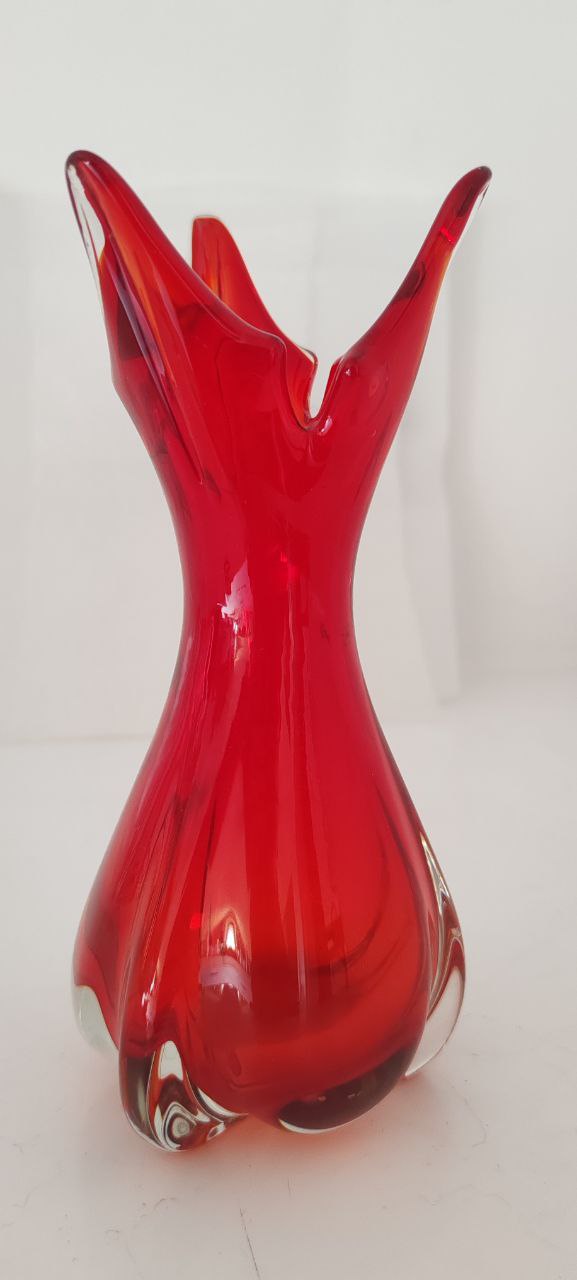 Vintage Murano Red Sommerso Art Glass Vase – Sculptural Italian Design – 1960s