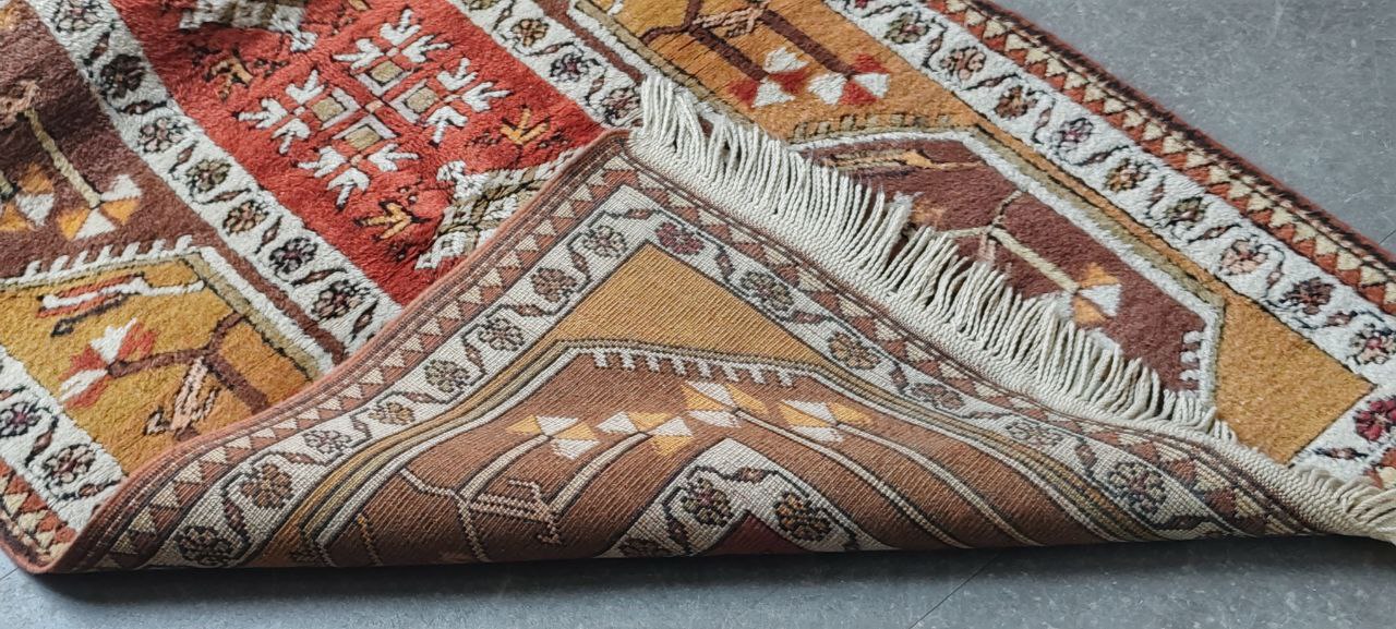 Vintage Turkish Milas Rug – 130x90 cm – Geometric Prayer Motif