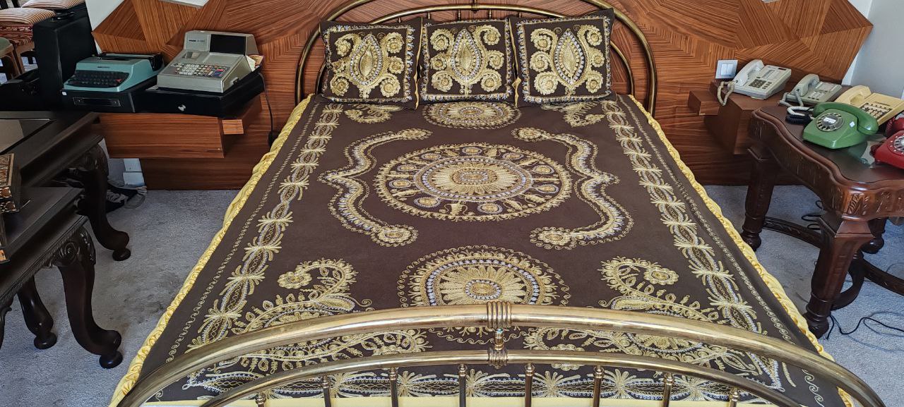 Vintage Embroidered Bedspread Set – 140x210 cm – Yellow & Brown with Pillows