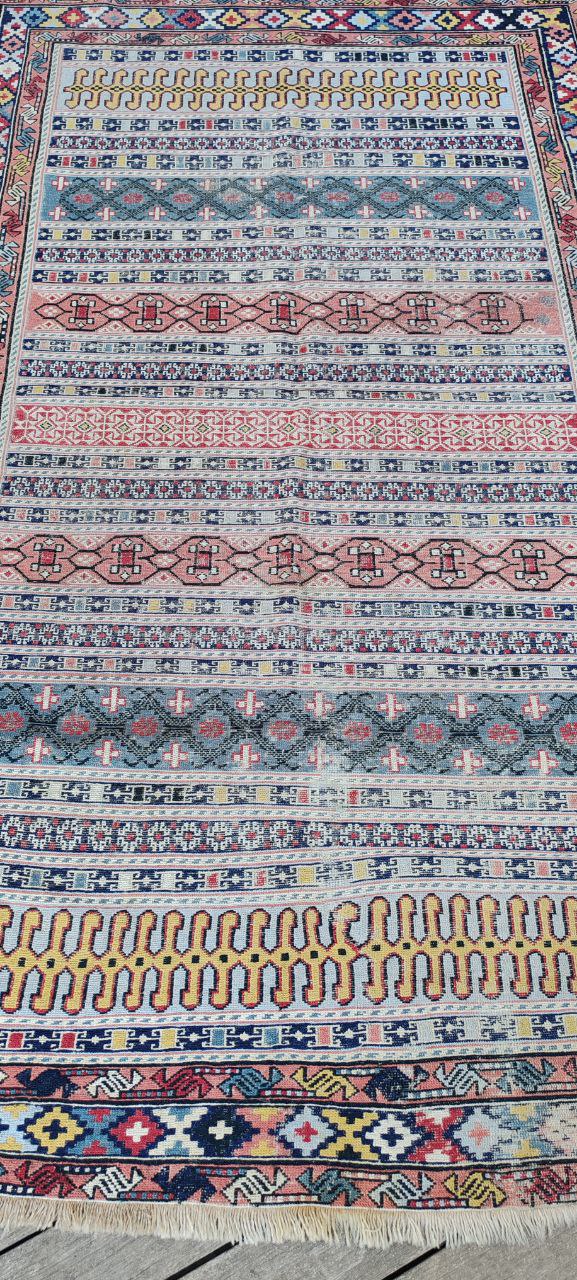 Iranian Sumak Flatweave Kilim Rug – 195x120 cm
