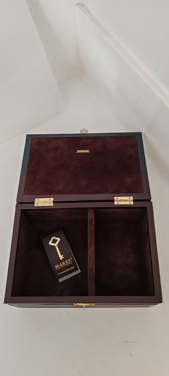 Makey Luxury Jewelry Box – Handcrafted with Leather & Suede – 22x15x9 cm