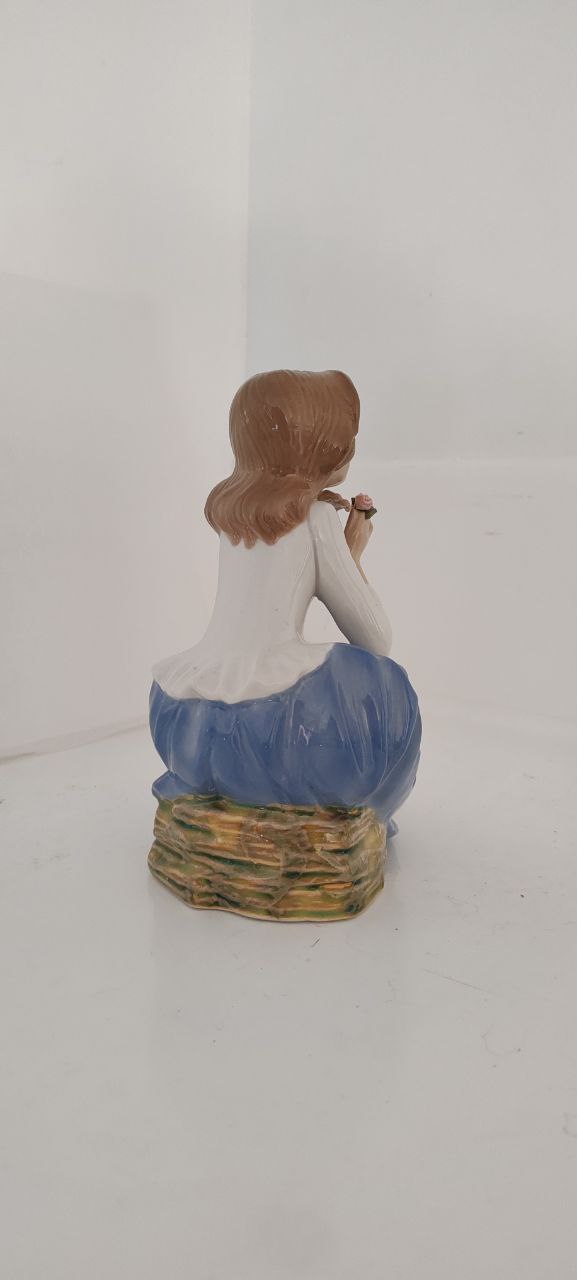 Vintage Tengra Porcelain Figurine – Girl with Rose – Hand-Painted – 20 cm