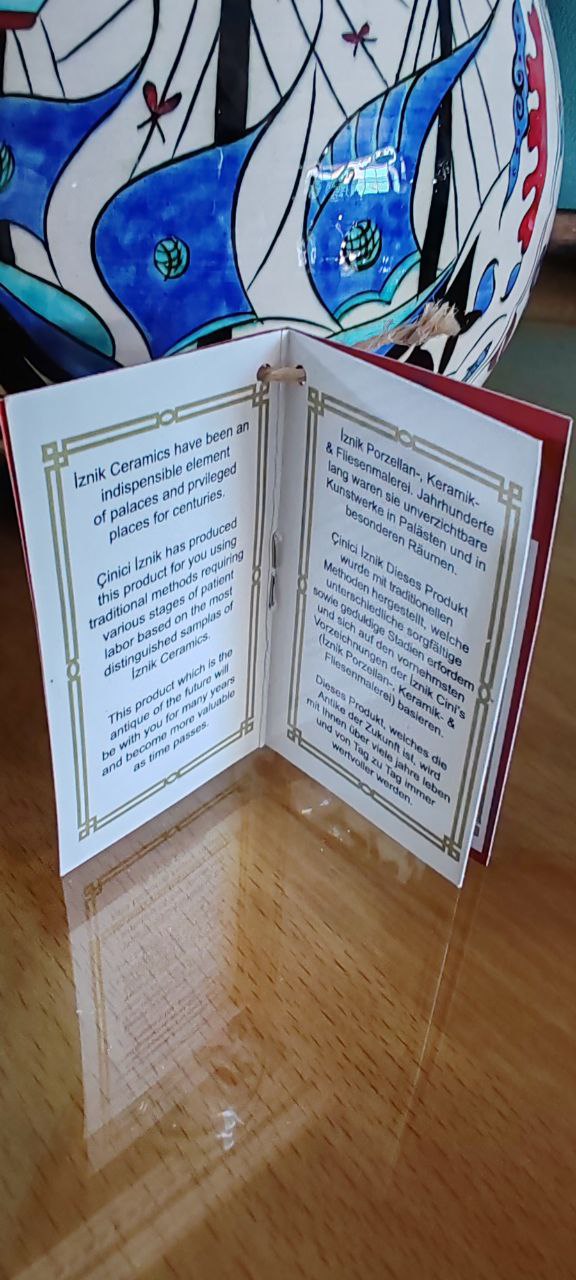 Çinici İznik Hand-Painted 'Gözyaşı' Vase with Galleon Motif – 27x17 cm – 2012