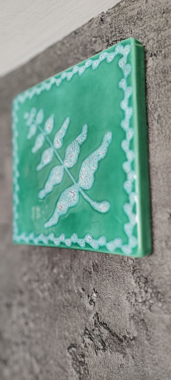 Handmade Turquoise Ceramic Tile by Nilsu Çini Evi – 19x19 cm