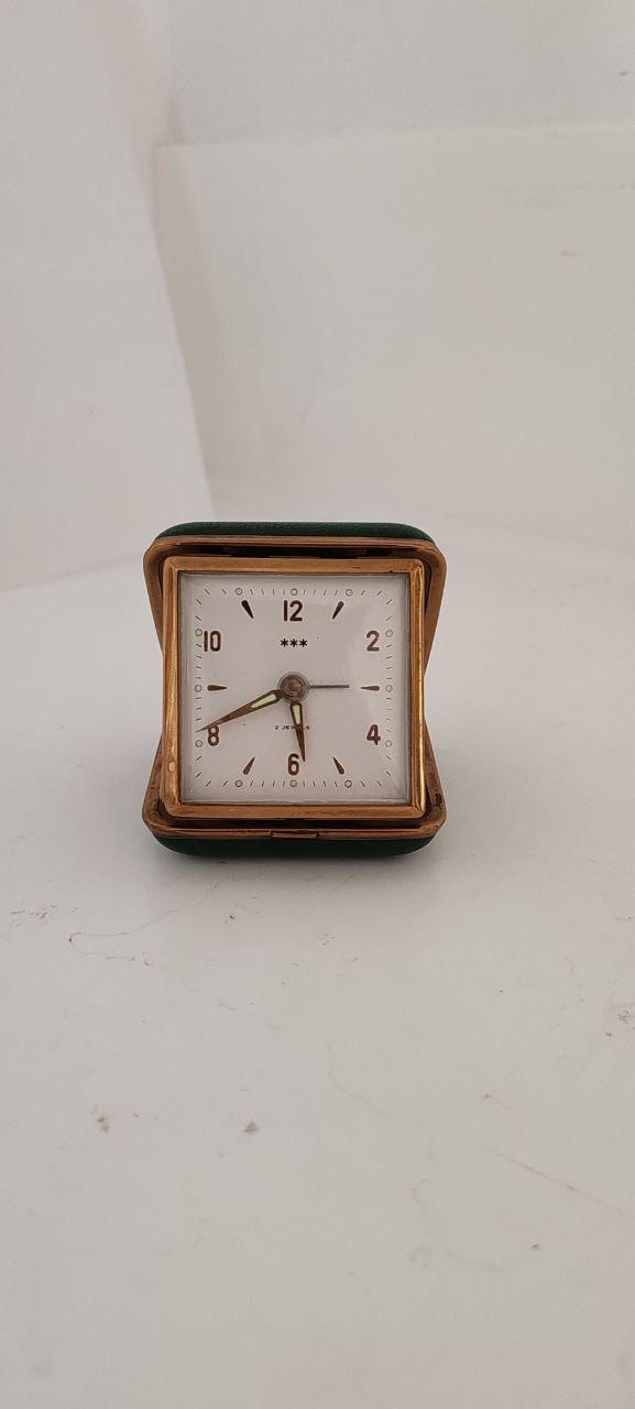 Vintage Foldable Travel Alarm Clock in Green Leather Case – Mechanical Wind-Up