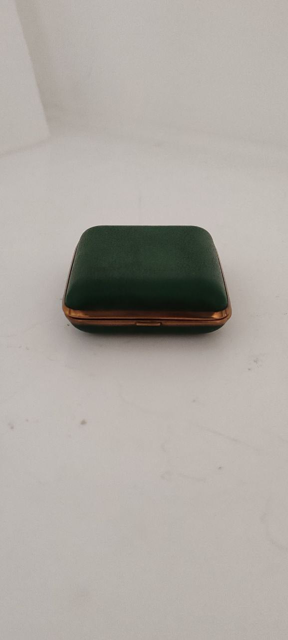 Vintage Foldable Travel Alarm Clock in Green Leather Case – Mechanical Wind-Up