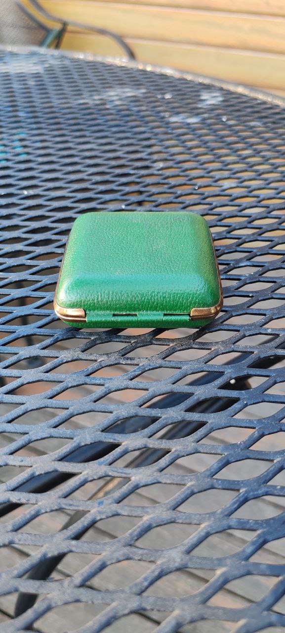 Vintage Foldable Travel Alarm Clock in Green Leather Case – Mechanical Wind-Up