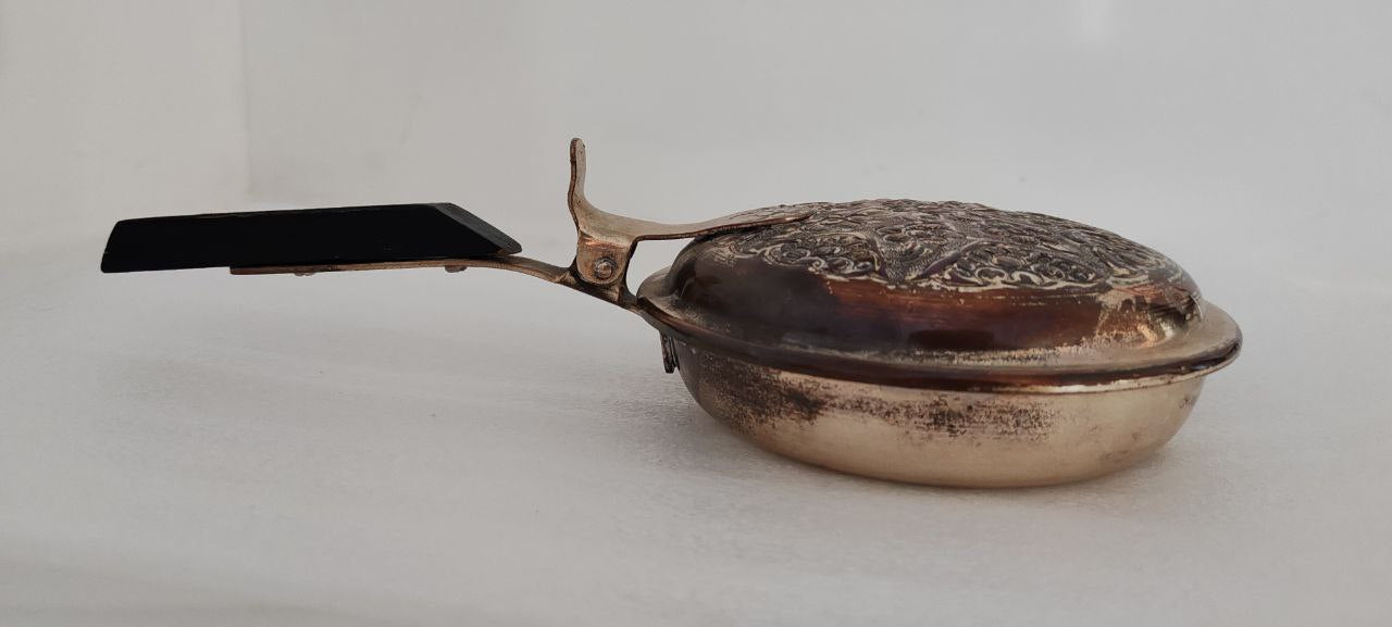 Vintage Ornate Brass Silent Butler / Crumb Tray – 27x14 cm – Hand Engraved Lid